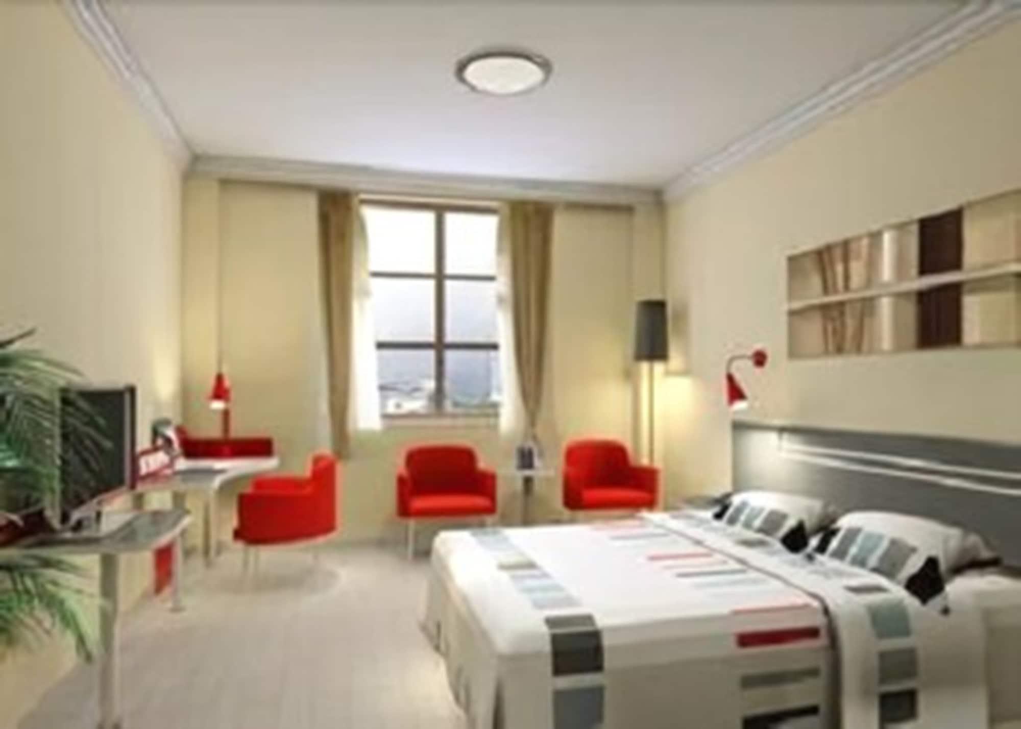Hongyi Hotel Wuhan Bagian luar foto